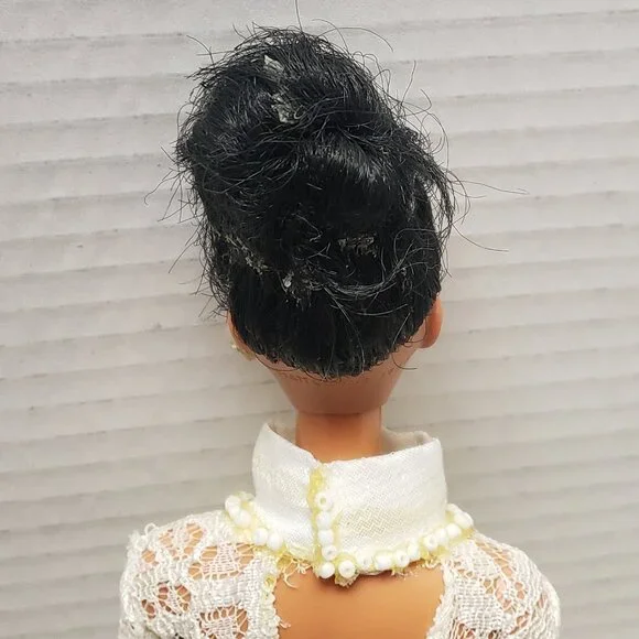 Bride Doll - Picture 10 of 13